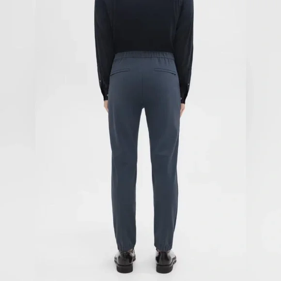 NWOT Theory Terrance Jogger in Precision Ponte - Picture 3 of 13
